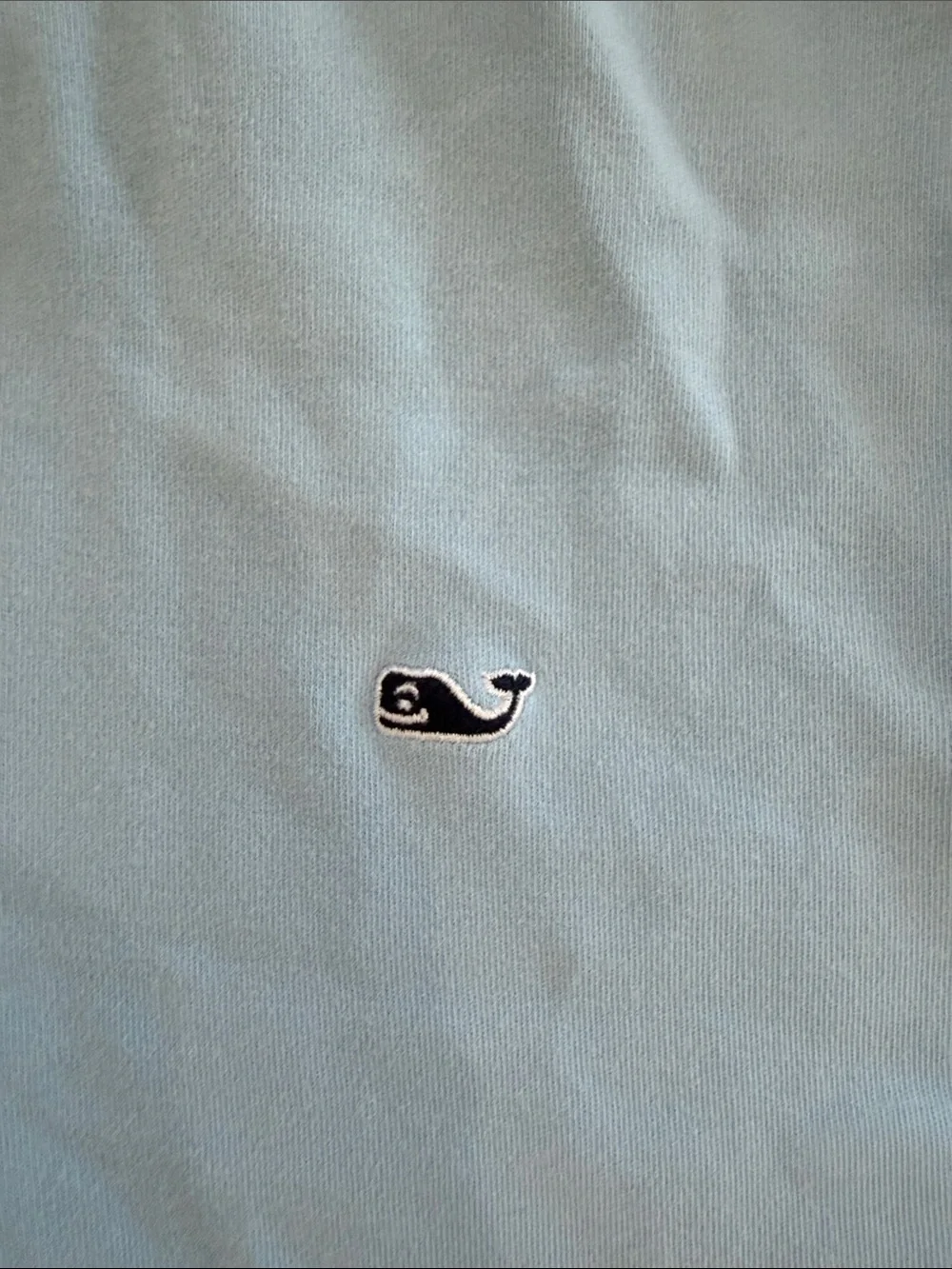 Boy’s Vineyard Vines Quarter Zip Pullover. Size XL. Like New Condition.